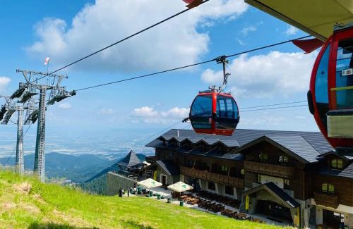 Rasnov Hotel | Yager Chalet