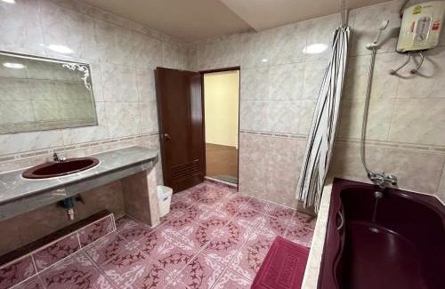 Lat Bua Luang Apartment | Yamadaya Apartment