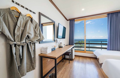 Sokcho Hotel | Yangyang Eight