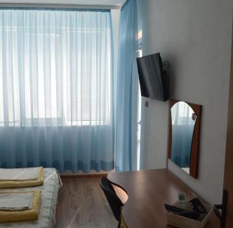 Chernomorets House | Yanis