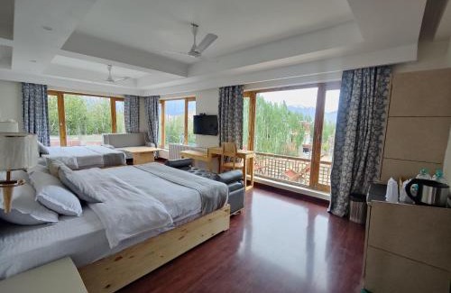 Leh Hotel | Yarab Tso