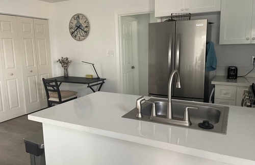 San Clemente Apartment | Yard, Dog, & Kid Friendly! -Blue Whale Inn #C