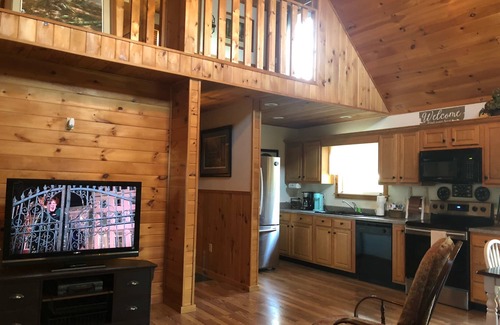 Louisa House | Yatesville Lake Cabin - Marina