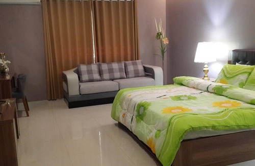 Olongapo Hotel | Ybc Grand Hotel