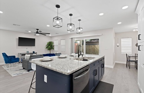 Ybor City House | Ybor Heights Retreat w/Game-Room, Patio & More!