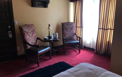Branson Hotel | Ye Olde English Inn