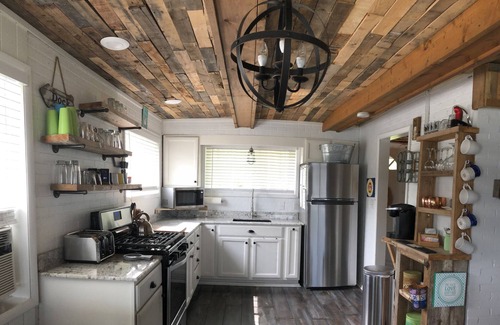 Chautauqua Cottage | Year-Round Renovated Lakefront Cottage & Pet Friendly!