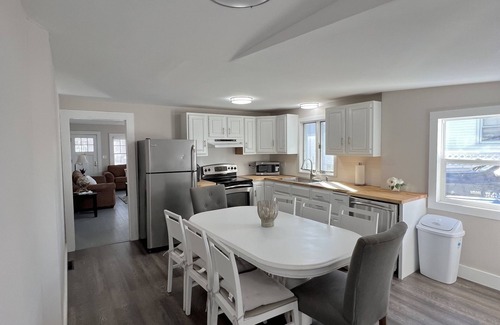 Clinton House | Year-Round Waterview 4 Beds, 2 Baths, Sleeps 13 with Linens & Towels Included