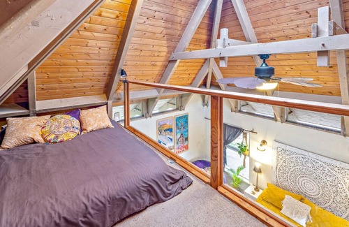 Holualoa Cottage | YELLOW Artists' Cottage TA-038-749-9520-01