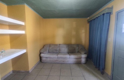 Segunda Seccion Apartment | Yellow condo