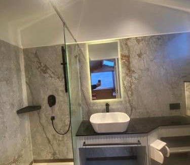 Kaza Hotel | YELLOW HOTELS & COTTAGES