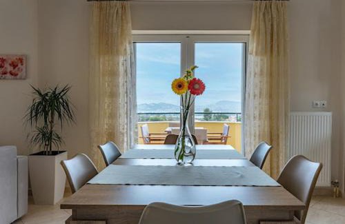 Palaia Fokaia Apartment | Yellow house