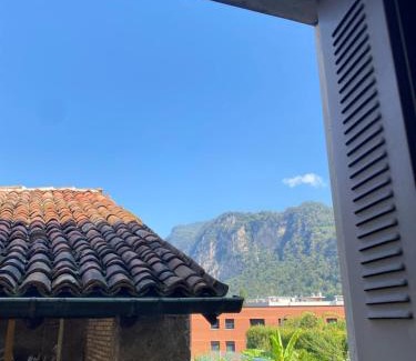 Mendrisio House | Yellow House Guest House