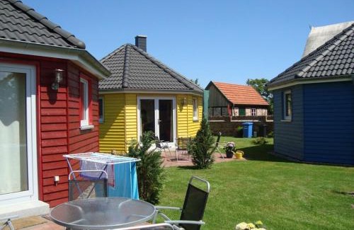 Boergerende-Rethwisch House | Yellow - Peter's Modern Retreat