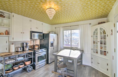 Livingston House | Yellowstone Country Family Home w/View & Hot Tub