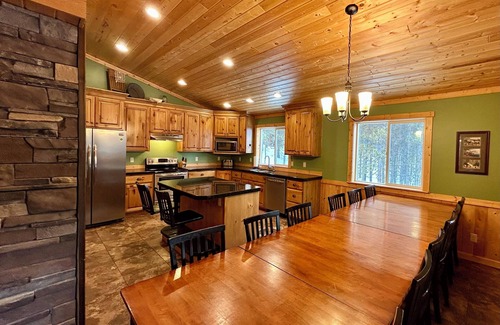 Island Park Cabin | Yellowstone's PREMIER Hideaway! King Bed, Fire Pit, Dog & wheelchair friendly!
