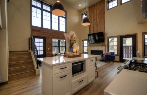Red Lodge Apartment | Yellowstone Yonder Red Lodge