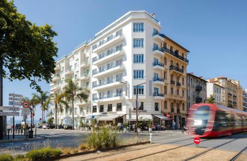 Les Baumettes Hotel | Yelo Promenade Hotel, Sonder Hotel by Marriott Bonvoy