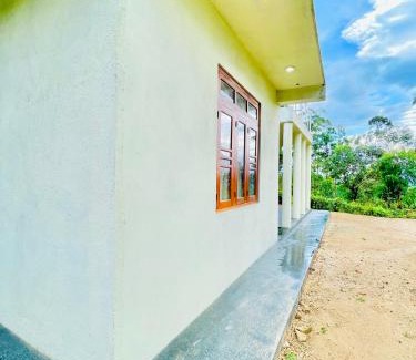 Ella House | Yemi Bungalow Ella