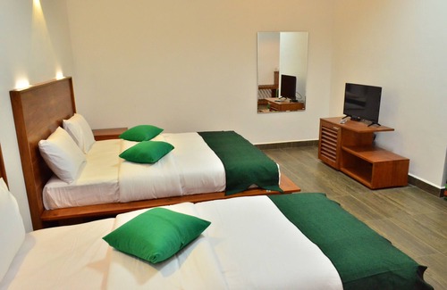 Nuwara Eliya Hotel | Yensfield Blackpool