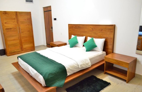 Nuwara Eliya Hotel | Yensfield Blackpool