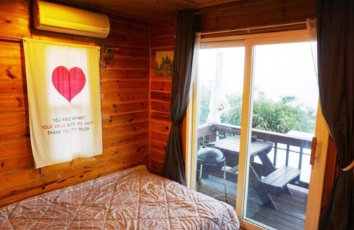 Yeongdeok House | Yeongdeok Solhyanggi Pension