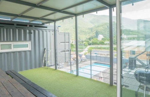 Yeongwol House | Yeongwol The Box Pension