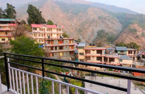 Bhagsu Nag Hotel | Yes Comfort Villa Guest House