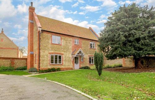 Weybourne House | Yew Tree House