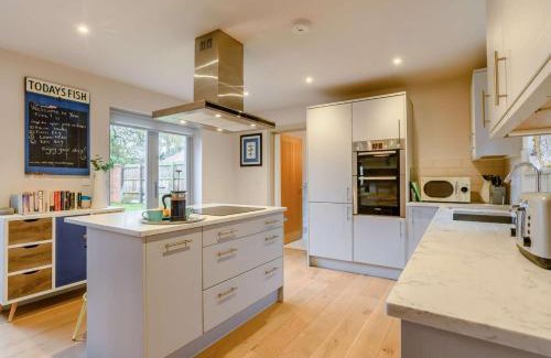 Weybourne House | Yew Tree House