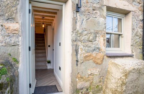 Trefor House | Ynata