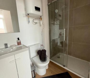 Coudekerque-Branche Apartment | Yogi - Studio rénové - Centre