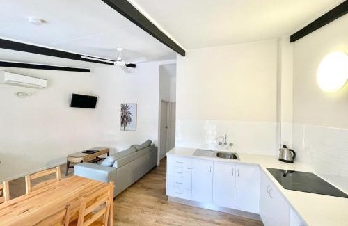 North Ward Hotel | Yongala Lodge by The Strand