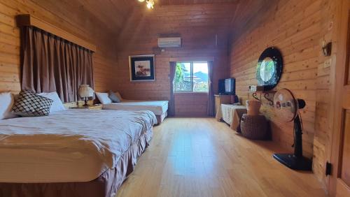 Ren'ai House | Yosemite Park B&B