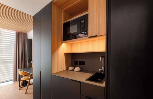 Stratford and New Town Hotel | YOTELPAD London Stratford