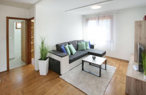 Stegersbach House | You always wanted to spend a vacation in the easternmost province of Austria.