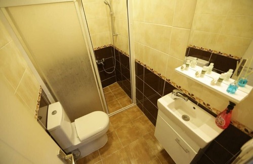 Gumussuyu Mahallesi House | You can feel like your home clean quite and safe