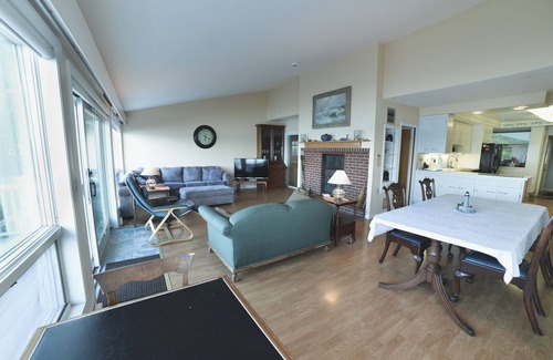 Trenton House | You Can't Get Closer to the Water than This!