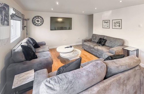Brigg Cottage | You’ll love the spacious layout, perfect for families or groups.