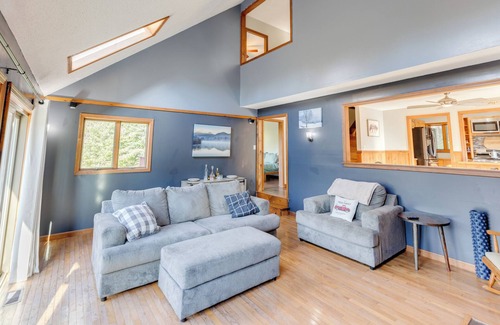 Gilman House | Your 5-BR White Mountain Retreat
