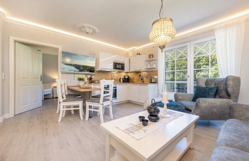 Zingst Apartment | Your 5-star apartment in the Villa Strandblick with 2 bedrooms offers space