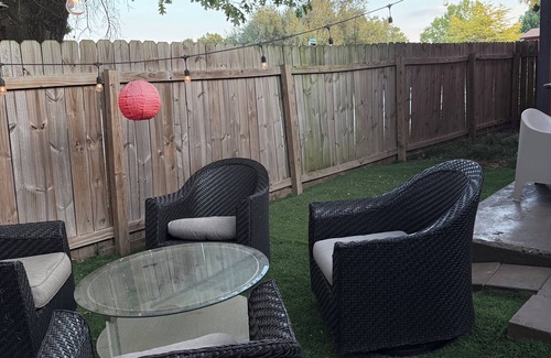 Austin House | Your Austin Escape – 15 Minutes from Zilker & Barton Springs