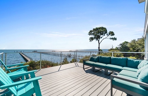 Cape San Blas House | Your "Baycation" Awaits –Stunning Bay Views, Pool & Dock – Fall Weeks Now 25% Of