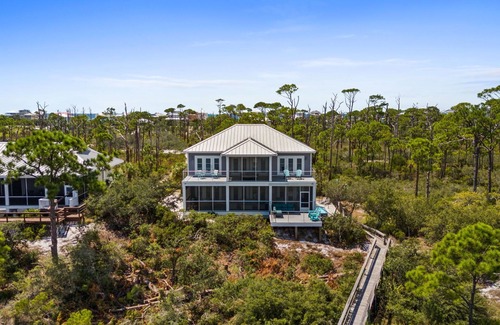 Cape San Blas House | Your "Baycation" Awaits –Stunning Bay Views, Pool & Dock – Fall Weeks Now 25% Of