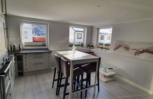 Arstad Apartment | Your Bergen Oasis Awaits: Cozy Apartment with Free Parking!