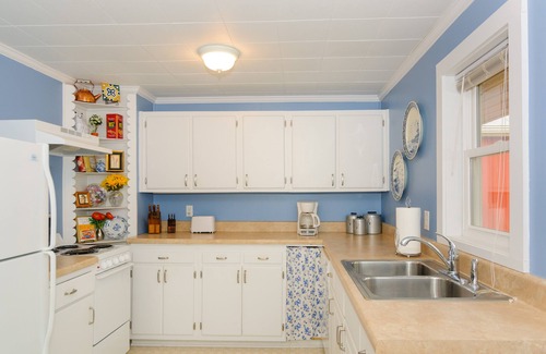 Swannanoa Cottage | Your Carolina Cottage - Charming and close to everything