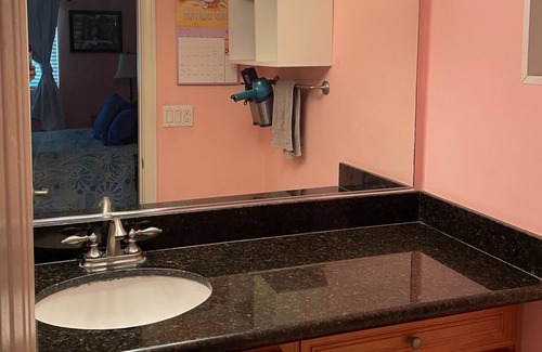 Ocean Beach Condo | Your Comfy Home Away From Home