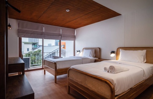 Khlong Ton Sai Apartment | Your cozy retreat for making memories with loved ones 10 mins to ICON SIAM