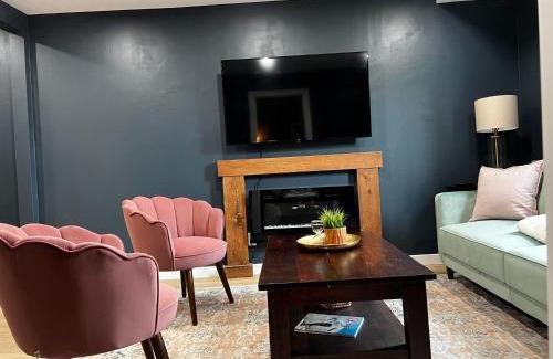 Downtown Apartment | Your Cozy Harbor at Ports on Portland, Apt #1