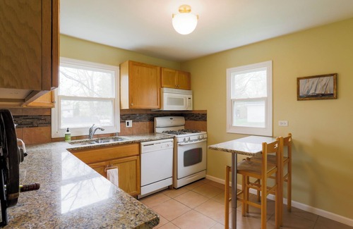 Lake Geneva House | Your Cozy Lockwood Lodge Awaits! Pet Friendly